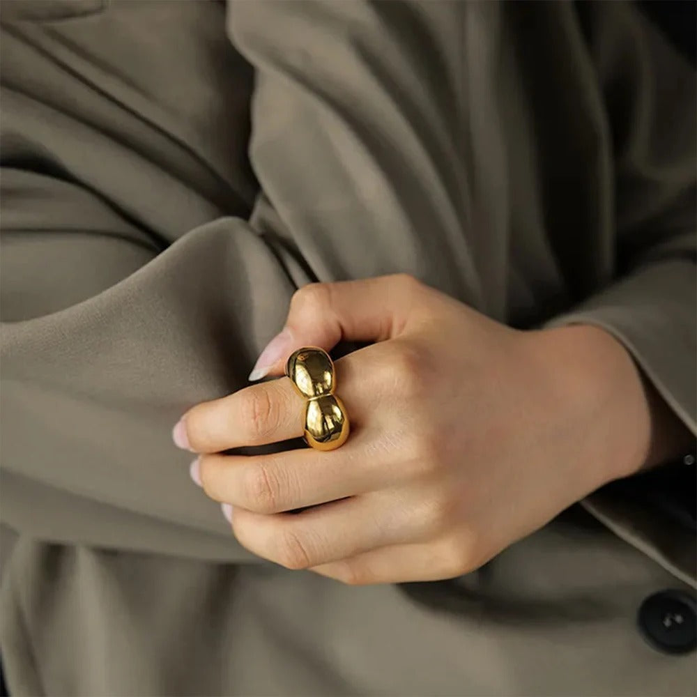Dahlia Ring