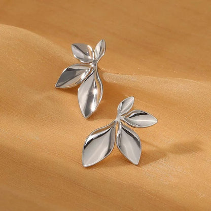 Classic Leaf Studs